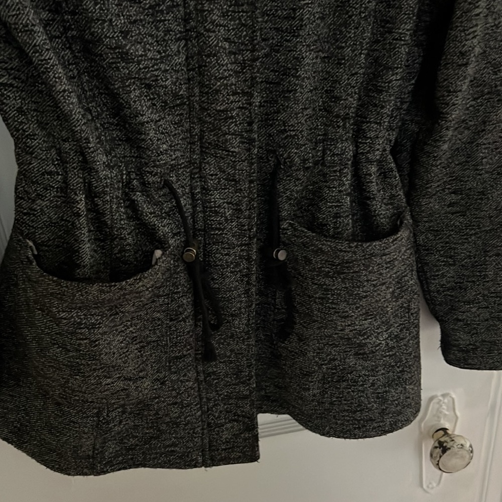 Lightweight Jacket - Picture 2 of 4